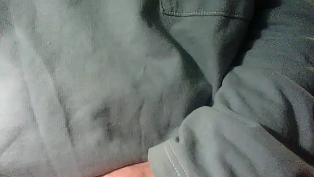 Snapshot of OralDesires2 chatting on 11, 1, 2025 OralDesires2 online show from 11, 1, 2025