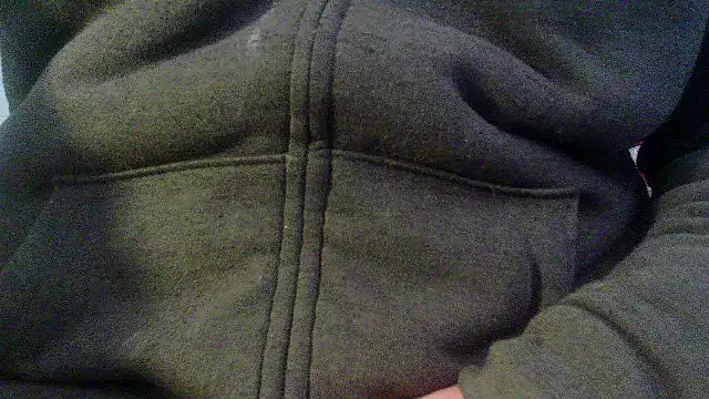 Snapshot of OralDesires2 chatting on 23, 1, 2025 OralDesires2 online show from 23, 1, 2025