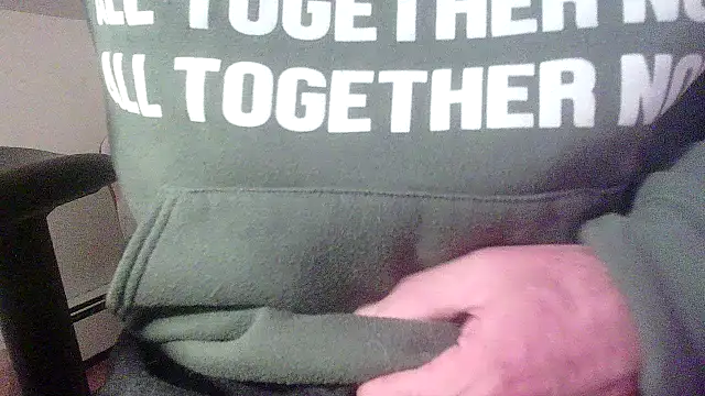 Snapshot of OralDesires2 chatting on 28, 1, 2025 OralDesires2 online show from 28, 1, 2025