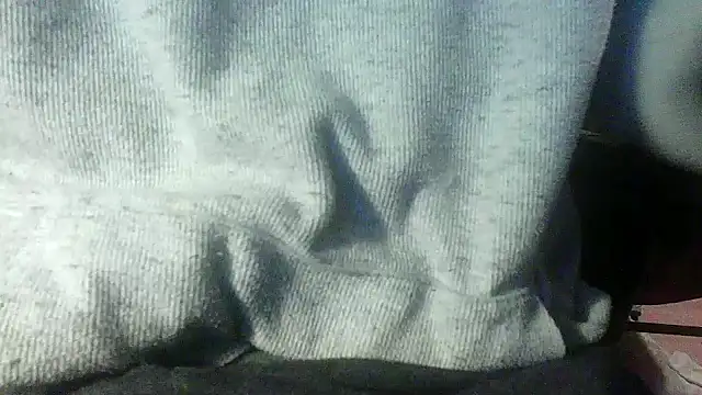 Snapshot of OralDesires2 chatting on 2, 2, 2025 OralDesires2 online show from 2, 2, 2025