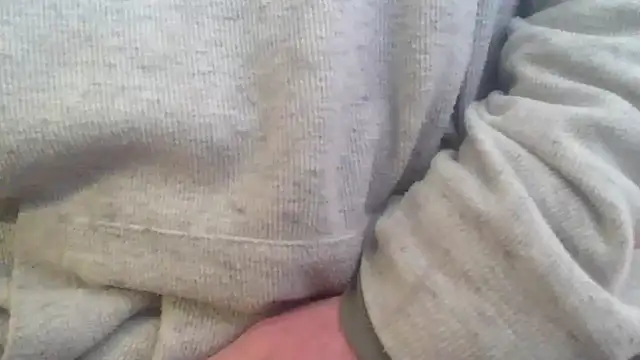 Snapshot of OralDesires2 chatting on 2, 2, 2025 OralDesires2 online show from 2, 2, 2025