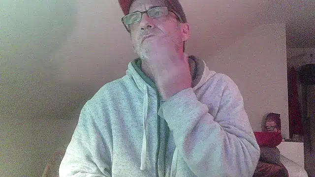 Snapshot of OralDesires2 chatting on 6, 2, 2025 OralDesires2 online show from 6, 2, 2025