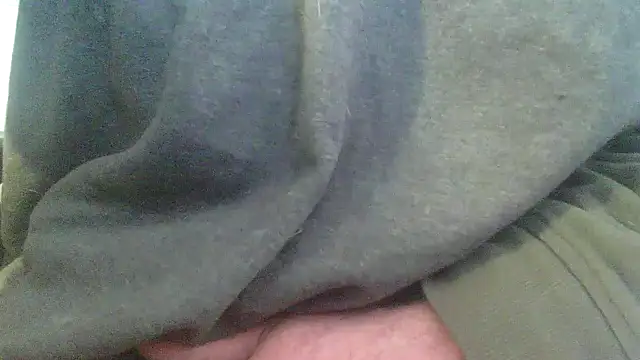 Snapshot of OralDesires2 chatting on 4, 3, 2025 OralDesires2 online show from 4, 3, 2025