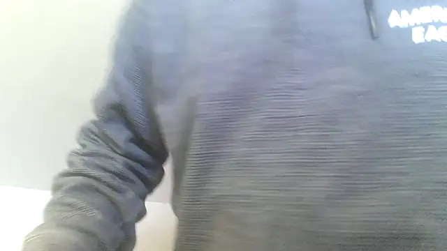 Snapshot of OralDesires2 chatting on 10, 3, 2025 OralDesires2 online show from 10, 3, 2025