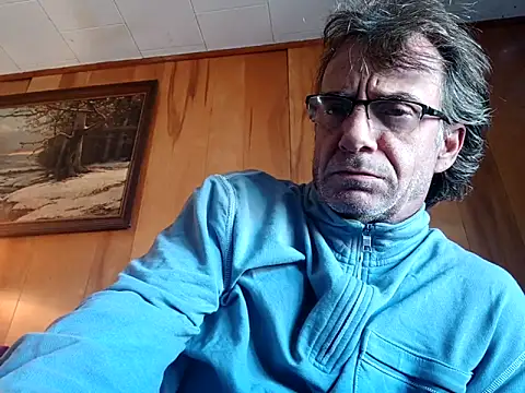 Snapshot of OralDesires2 chatting on 11, 10, 2025 OralDesires2 online show from 11, 10, 2025