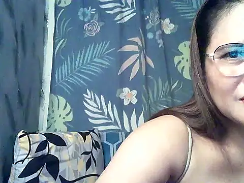 Amazing Angel22 online show from 12, 10, 2025