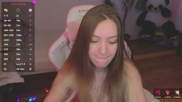 CyrilaPuff online show from 10, 12, 2024