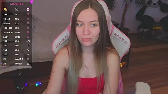 CyrilaPuff online show from 10, 12, 2024