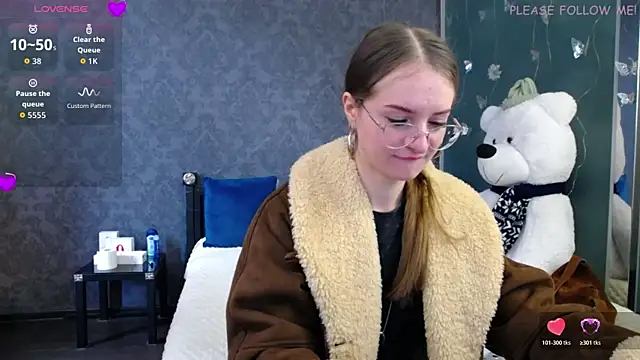 KateJonson online show from 28, 2, 2026