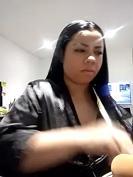 MelanyShayk online show from 4, 1, 2025