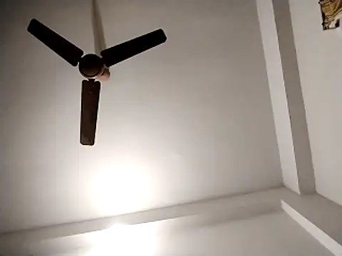 Desi Londa 143 online show from 2, 12, 2025