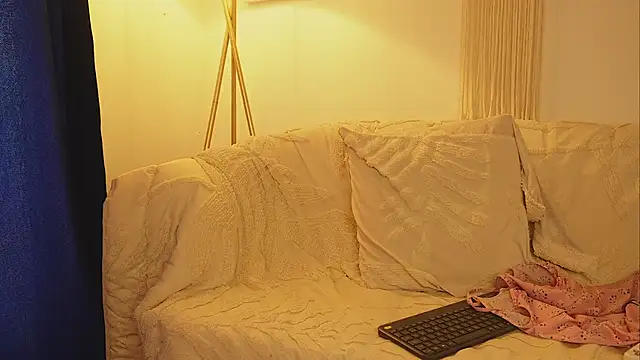 bunnycuteshy online show from 20, 11, 2025