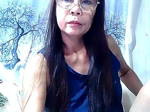 urwife tobe online show from 27, 9, 2025