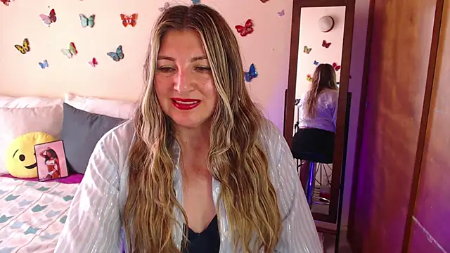 Jolie-Mature online show from 4, 12, 2024