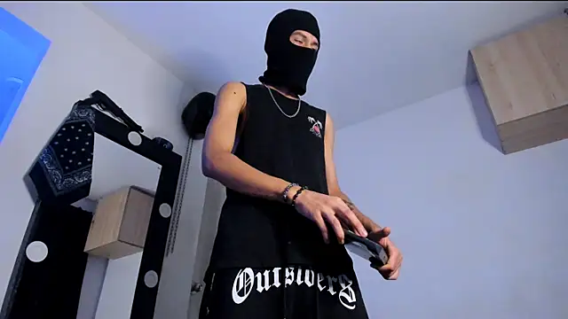 Snapshot of Samuel_Suarez chatting on 24, 10, 2025 Samuel Suarez online show from 24, 10, 2025