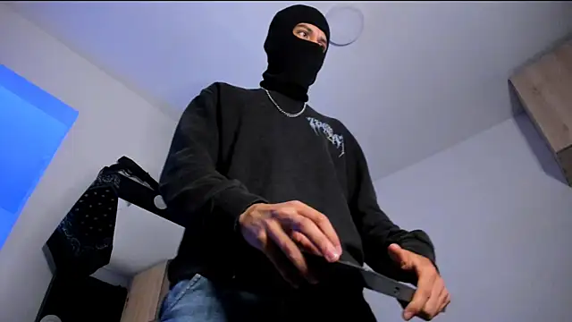 Snapshot of Samuel_Suarez chatting on 25, 10, 2025 Samuel Suarez online show from 25, 10, 2025