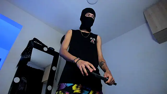 Snapshot of Samuel_Suarez chatting on 9, 11, 2025 Samuel Suarez online show from 9, 11, 2025