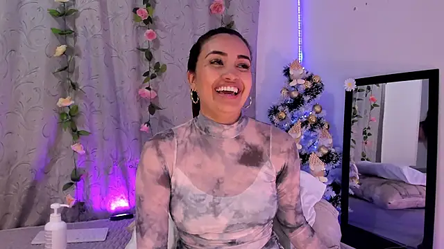 aisha es online show from 18, 12, 2024