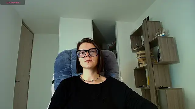 Snapshot of Arya_starrk chatting on 17, 10, 2025 Arya starrk online show from 17, 10, 2025