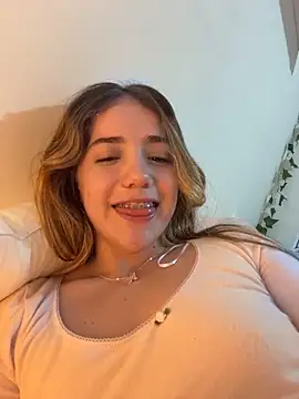 ShelbyHagen online show from 8, 11, 2025