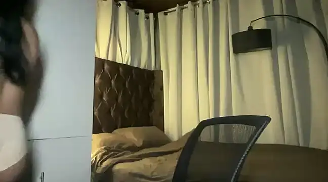 Lilly cruz online show from 20, 12, 2024