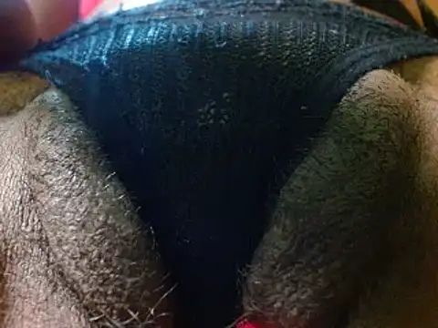 Snapshot of bethanywilson_23 chatting on 1, 2, 2025 bethanywilson 23 online show from 1, 2, 2025