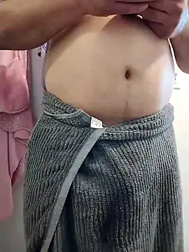 Snapshot of thickcocklatino chatting on 18, 12, 2025 thickcocklatino online show from 18, 12, 2025