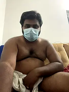 Snapshot of godmail100 chatting on 20, 11, 2025 godmail100 online show from 20, 11, 2025