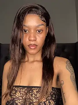 JuicyBooty001 online show from 12, 2, 2026