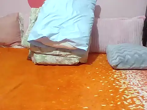 Snapshot of miss_melis chatting on 15, 12, 2025 miss melis online show from 15, 12, 2025