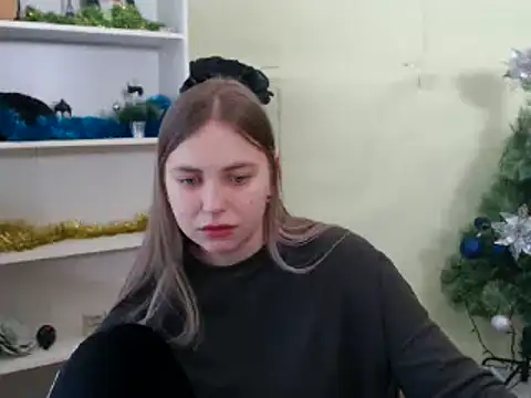 klerkarina online show from 2, 2, 2025