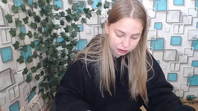 klerkarina online show from 3, 10, 2025