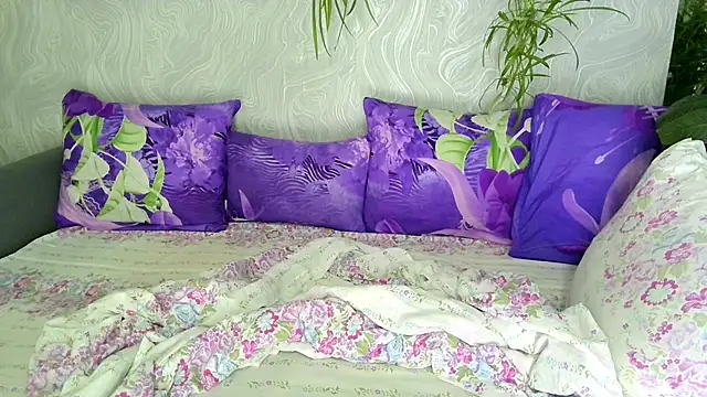 pink dawn online show from 27, 9, 2025