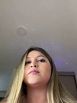 lunablossom  online show from 15, 3, 2025