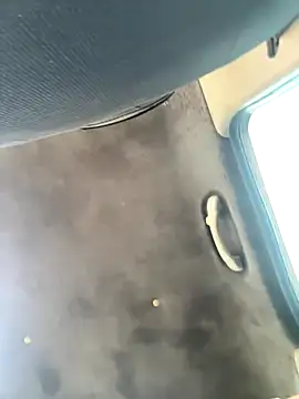 lunablossom  online show from 16, 10, 2025