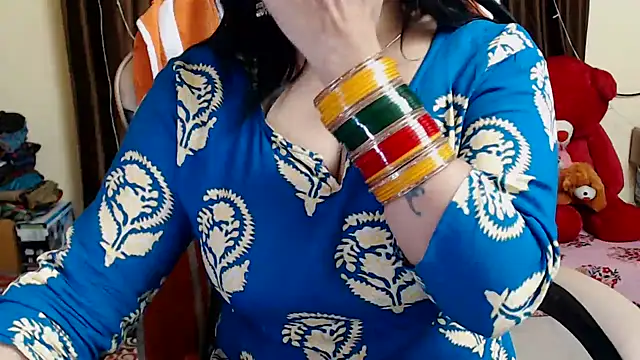 Naughty Kashish online show from 24, 12, 2024