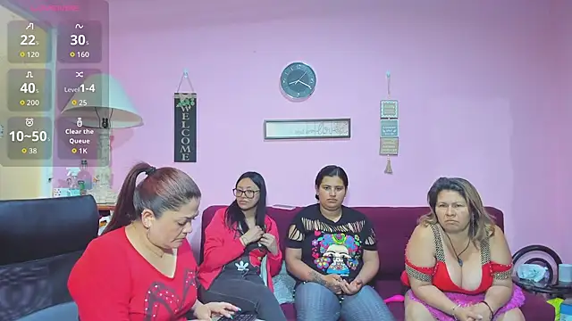 lesbiancuple online show from 3, 10, 2025