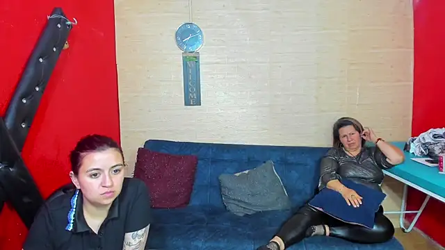 Snapshot of lesbiancuple chatting on 8, 11, 2025 lesbiancuple online show from 8, 11, 2025