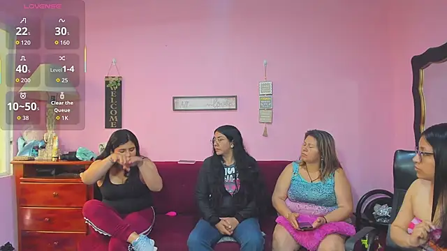 Snapshot of lesbiancuple chatting on 12, 11, 2025 lesbiancuple online show from 12, 11, 2025