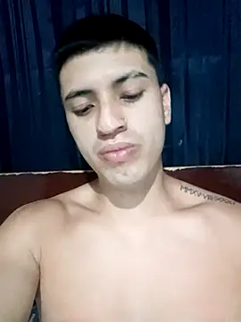 Snapshot of J_Rauw_ chatting on 23, 9, 2025 J Rauw online show from 23, 9, 2025