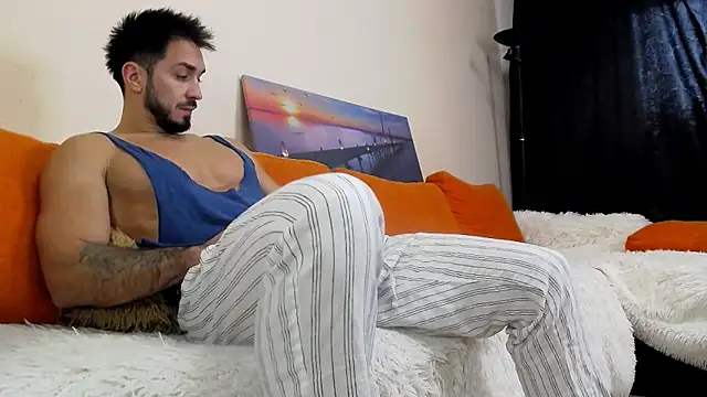 Snapshot of MichaelWills chatting on 9, 11, 2025 MichaelWills online show from 9, 11, 2025