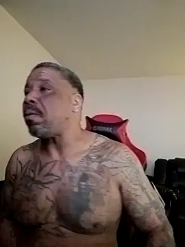 yellowwetfox online show from 18, 3, 2026