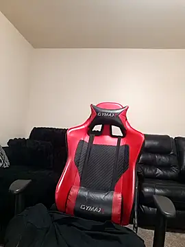 yellowwetfox online show from 19, 3, 2026