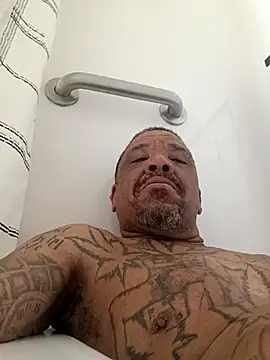 yellowwetfox online show from 22, 3, 2026