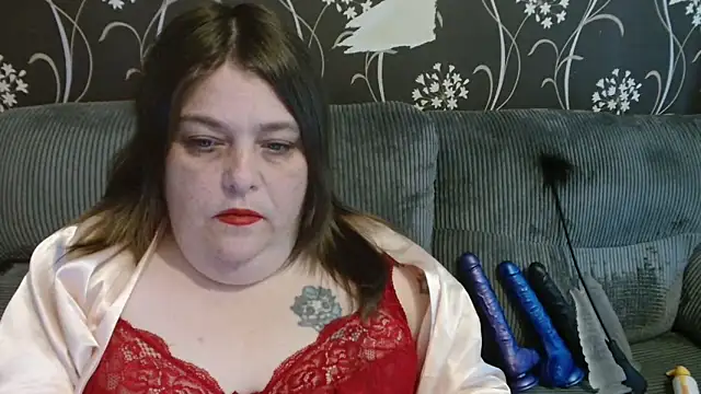 Snapshot of HouseWifeWhore_Milf chatting on 13, 10, 2025 HouseWifeWhore Milf online show from 13, 10, 2025