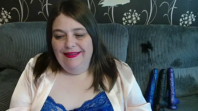 Snapshot of HouseWifeWhore_Milf chatting on 22, 10, 2025 HouseWifeWhore Milf online show from 22, 10, 2025