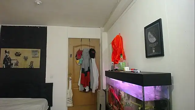 romeolovedark online show from 28, 12, 2024