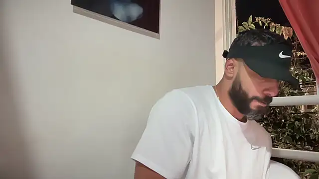 romeolovedark online show from 9, 10, 2025