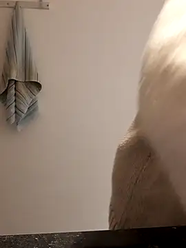 Moi Lina online show from 7, 11, 2025