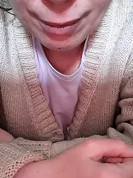 Moi Lina online show from 12, 11, 2025